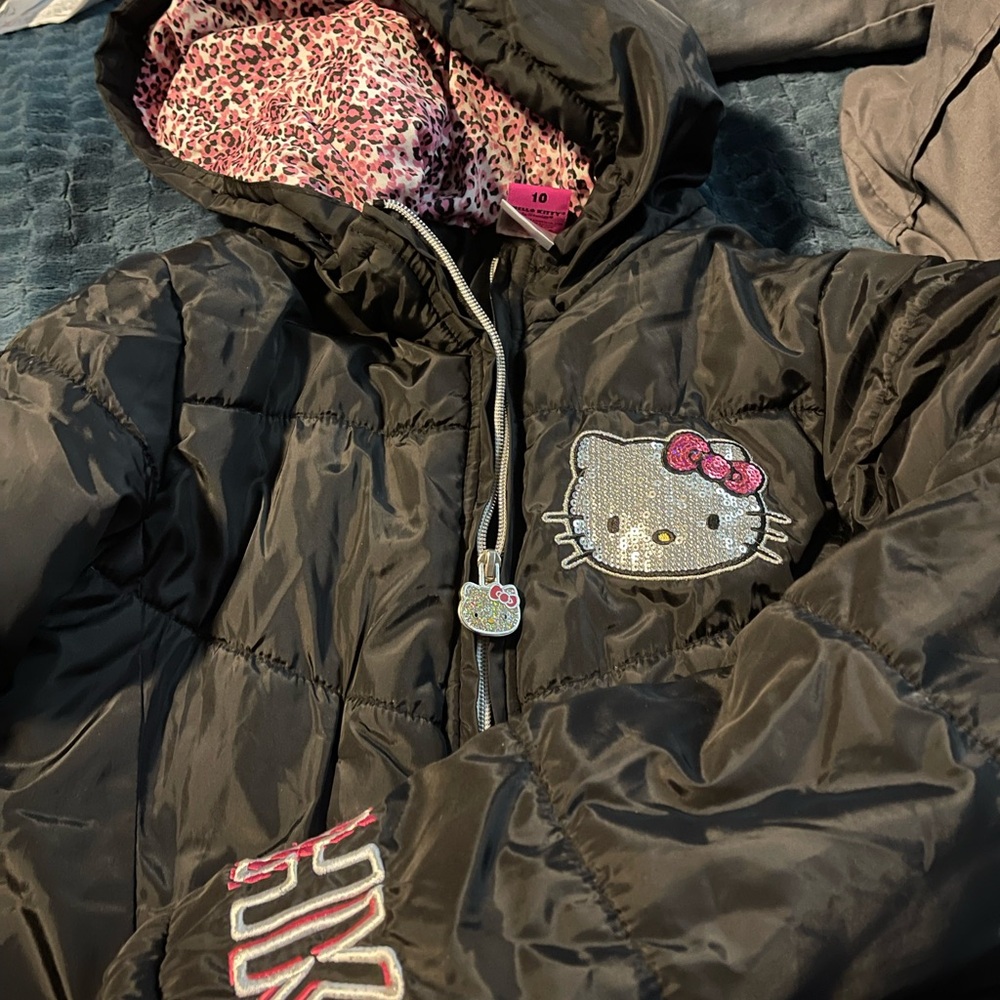 Hello Kitty Coat Black Girls Size 10 . Sparkle Hello Kitty Face and Zipper Pull
